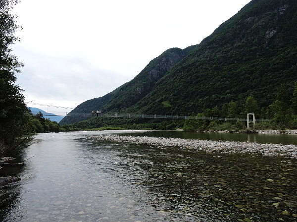 Passerella sul fiume Maggia, Someo