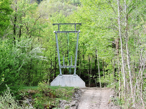 Passerella sul fiume Maggia, Someo